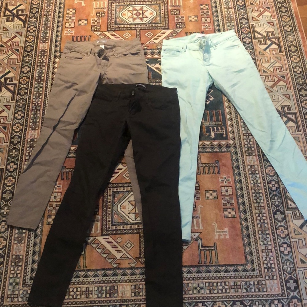 3 👖 pairs of express size 4 pants 👖